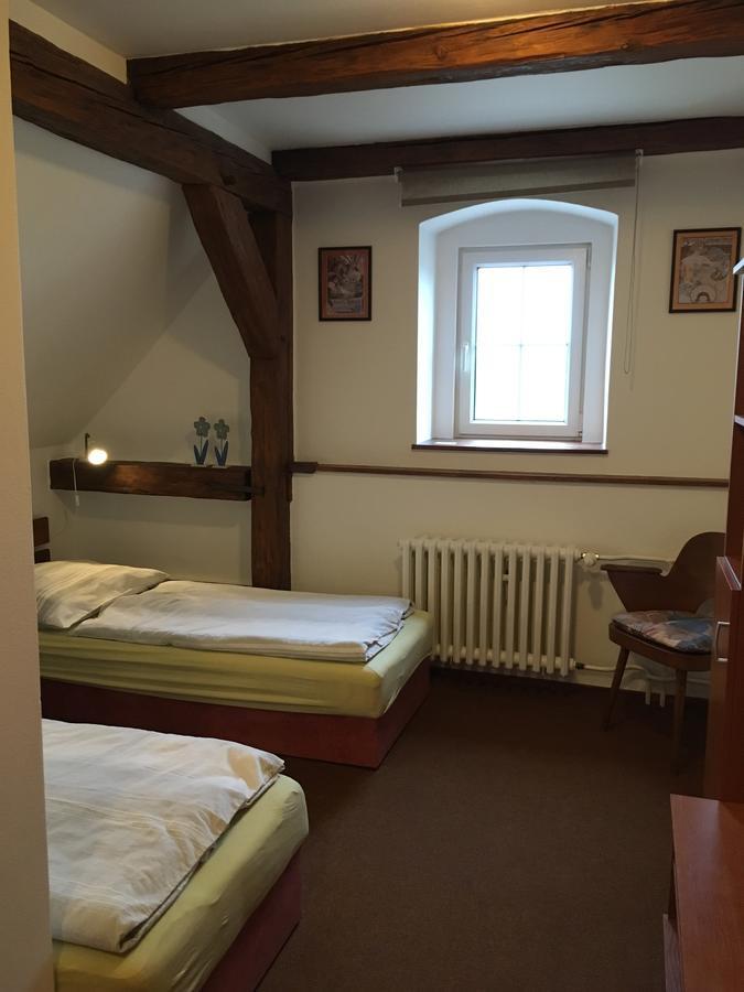 Hotel Ubytovani Doma à Tisá Extérieur photo