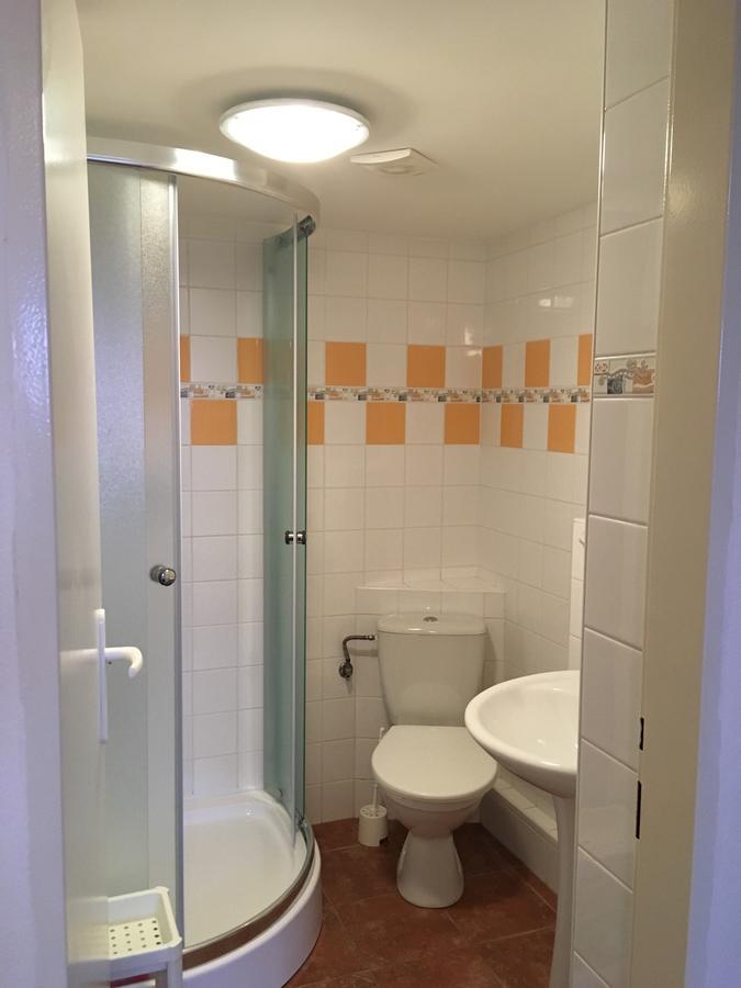 Hotel Ubytovani Doma à Tisá Extérieur photo