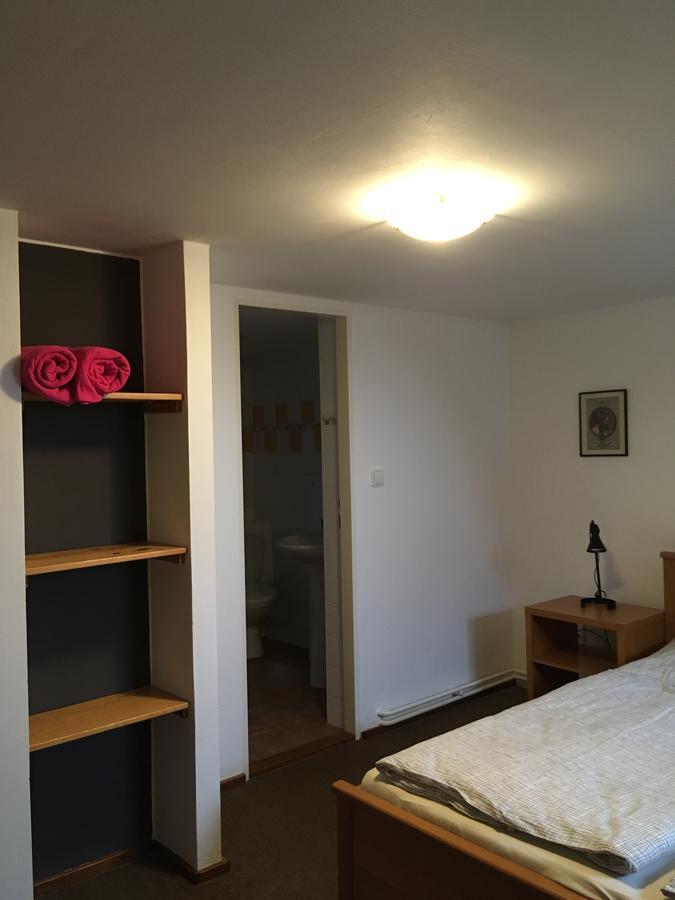 Hotel Ubytovani Doma à Tisá Extérieur photo